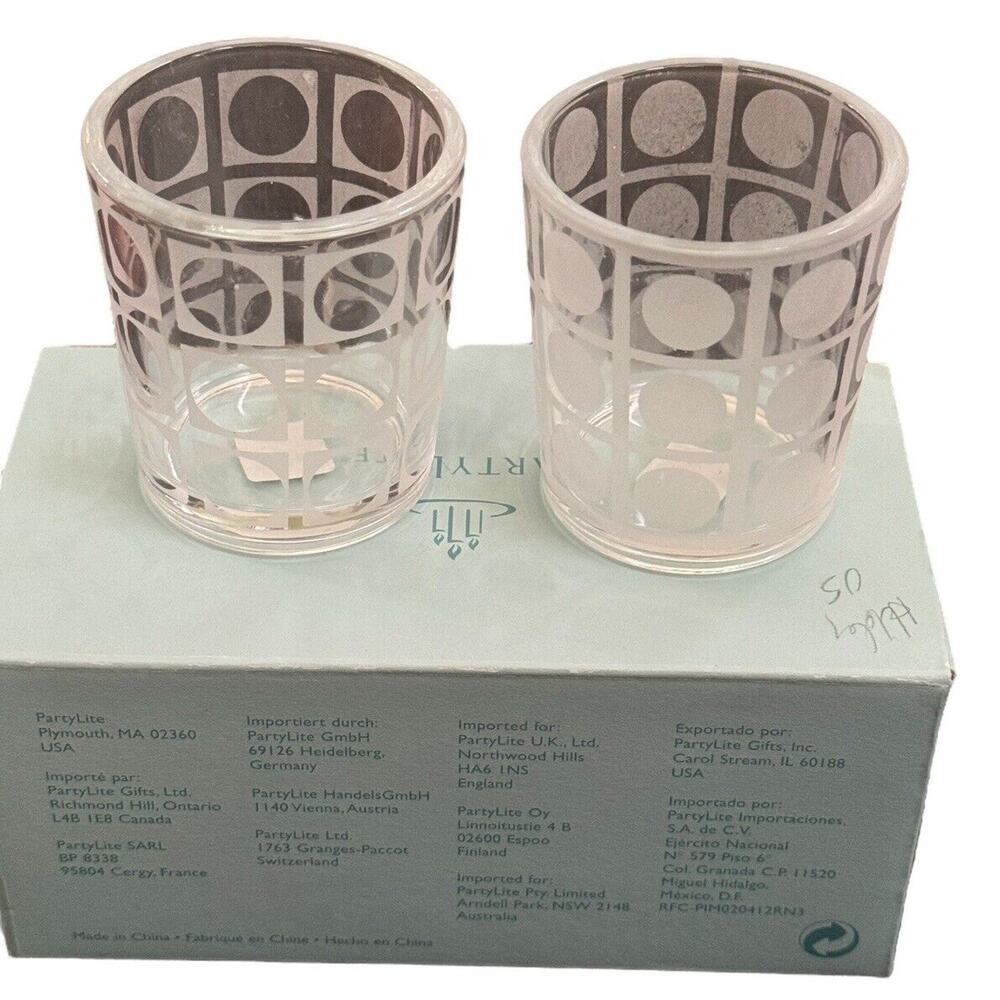 Partylite Retro Style Votive Pair Clear Glass Circle Design Candle Holders P8347